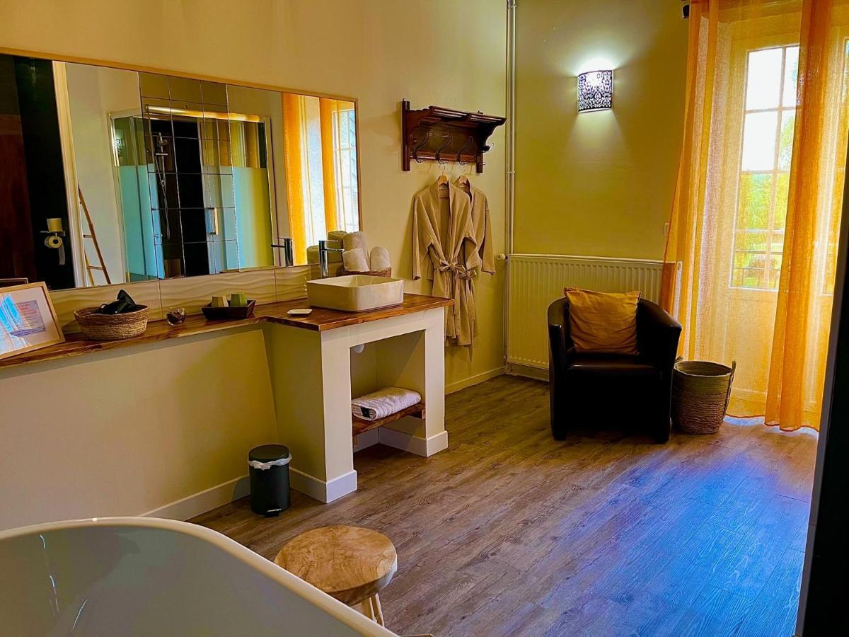 Le Manoir Des Haies Spa Les Champs-Géraux المظهر الخارجي الصورة