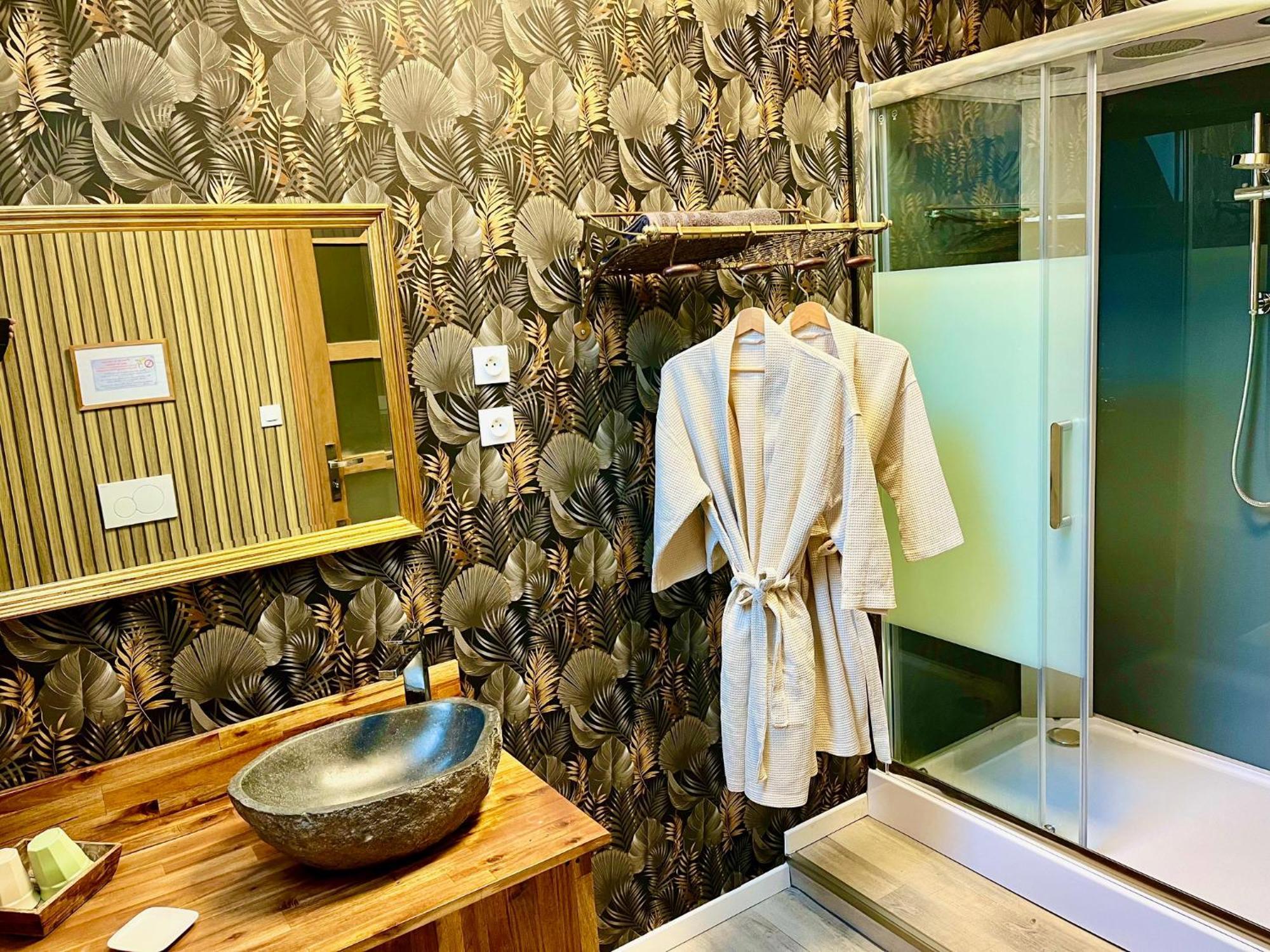 Le Manoir Des Haies Spa Les Champs-Géraux المظهر الخارجي الصورة